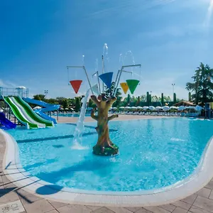 Del Garda Village And פסקיארה דל גארדה