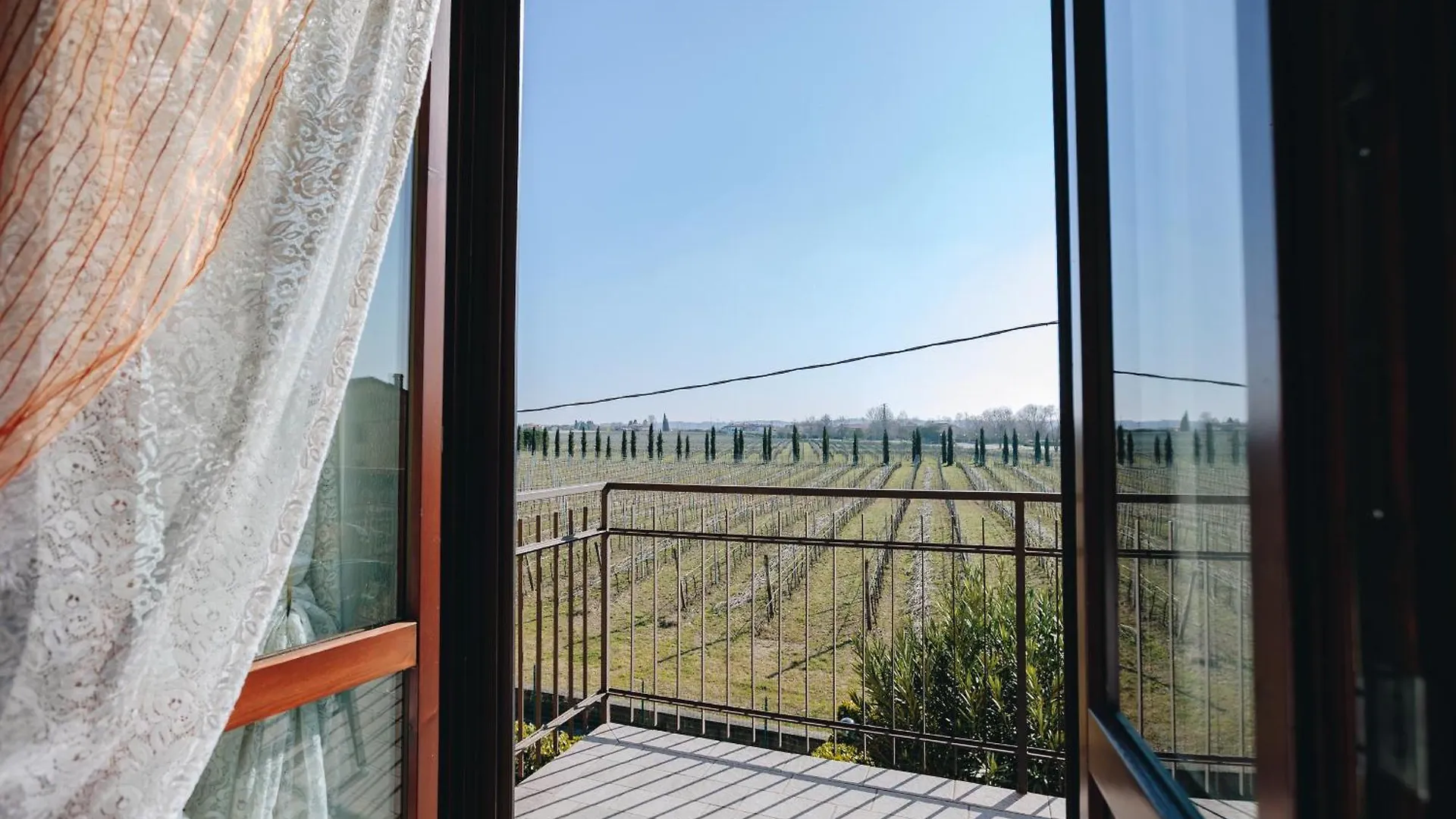 Sg Family - Miralago Apartment Peschiera del Garda Italy
