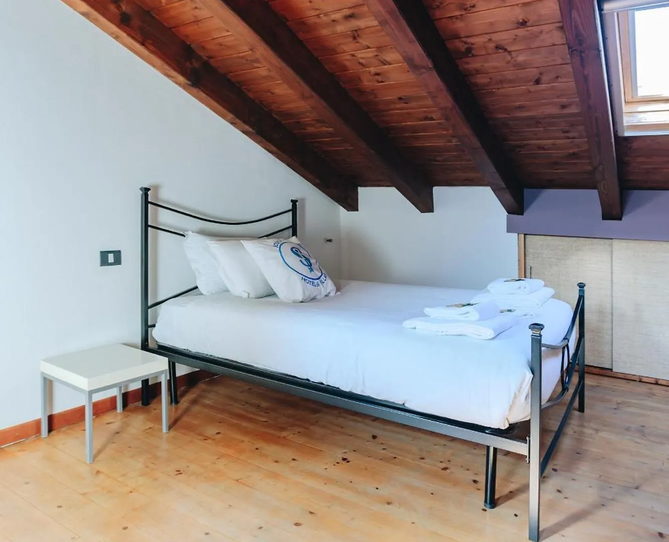 Sg Family - Miralago Apartment Peschiera del Garda 0*,  Italy